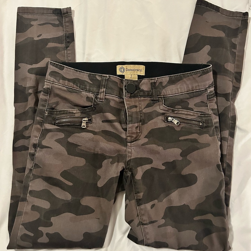 Ladies Democracy pants